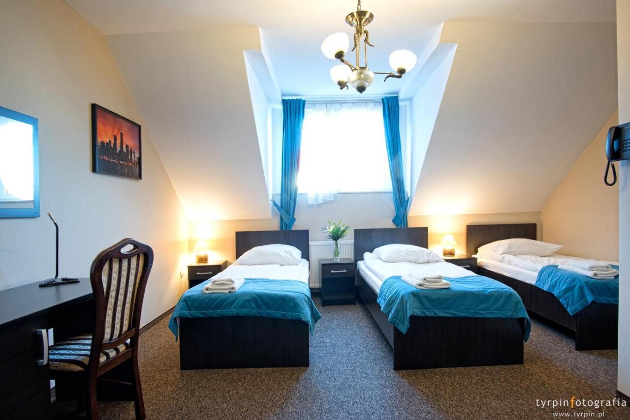 Hotel Millenium Góra Motyczna Εξωτερικό φωτογραφία